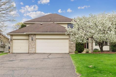 11877 Cottonwood Street NW Coon Rapids MN 55448