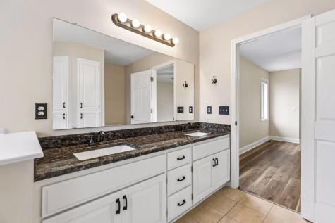 11877 Cottonwood Street NW Coon Rapids MN 55448