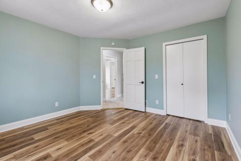 11877 Cottonwood Street NW Coon Rapids MN 55448