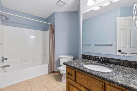 11877 Cottonwood Street NW Coon Rapids MN 55448
