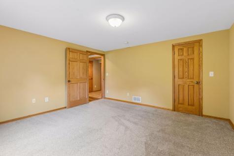 11877 Cottonwood Street NW Coon Rapids MN 55448