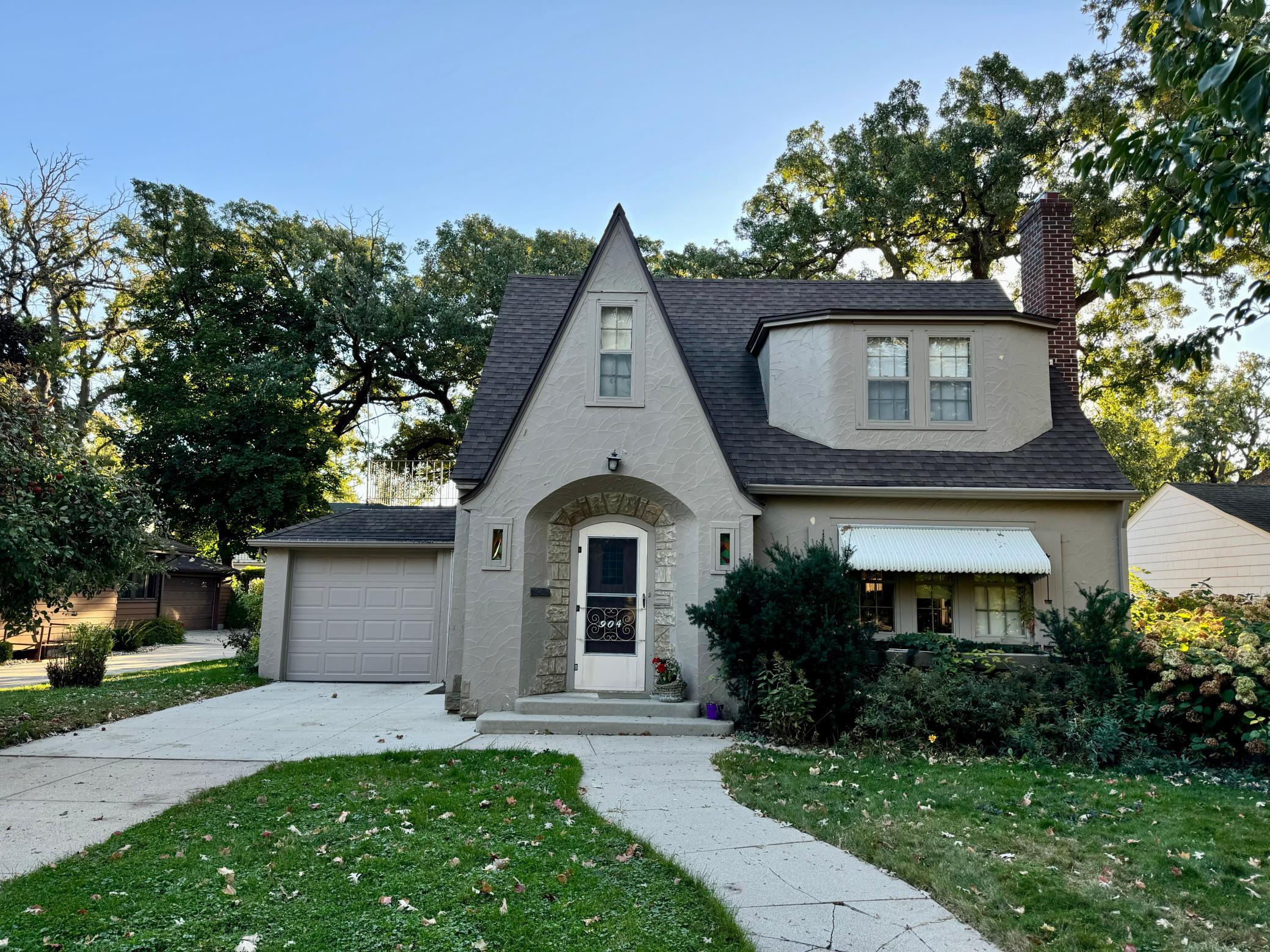 904 10th Street NW Austin MN 55912