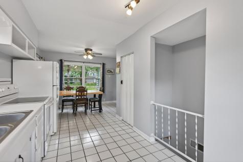 944 Mahtomedi Avenue Mahtomedi MN 55115