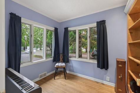 944 Mahtomedi Avenue Mahtomedi MN 55115