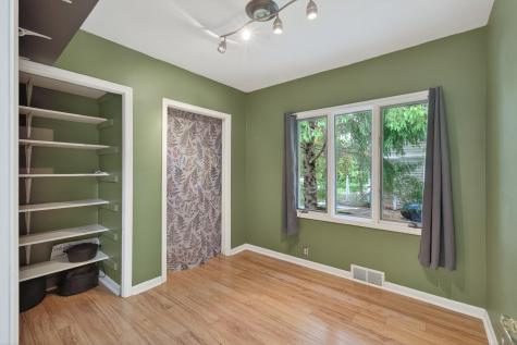 944 Mahtomedi Avenue Mahtomedi MN 55115