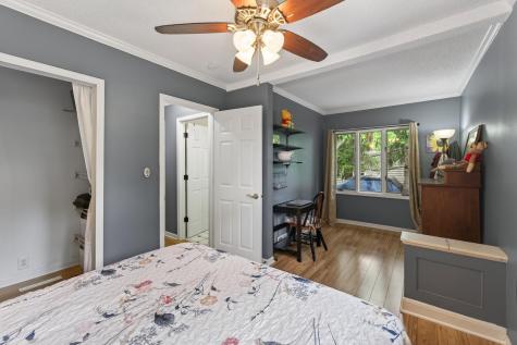 944 Mahtomedi Avenue Mahtomedi MN 55115