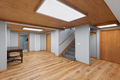944 Mahtomedi Avenue Mahtomedi MN 55115