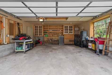 944 Mahtomedi Avenue Mahtomedi MN 55115