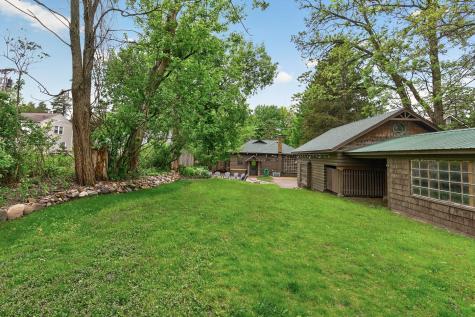 944 Mahtomedi Avenue Mahtomedi MN 55115