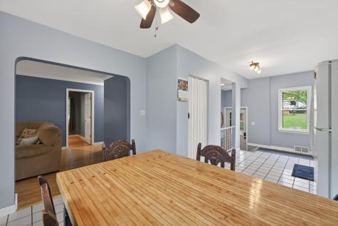 944 Mahtomedi Avenue Mahtomedi MN 55115