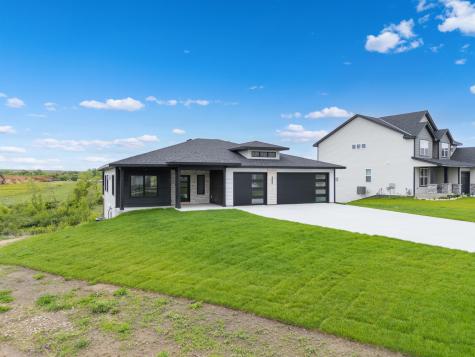4904 Noble Drive NW Rochester MN 55901