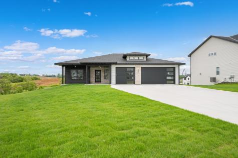 4904 Noble Drive NW Rochester MN 55901