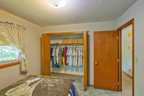 412 Westgate Drive Winsted MN 55395