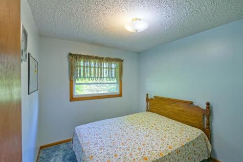 412 Westgate Drive Winsted MN 55395