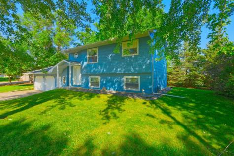 412 Westgate Drive Winsted MN 55395