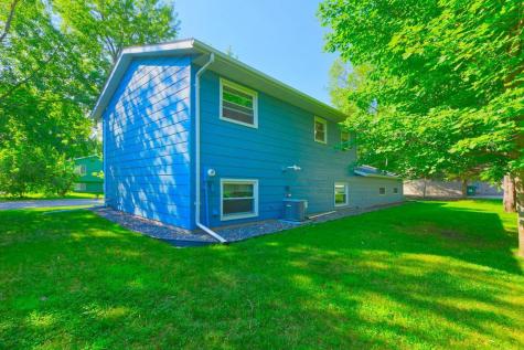 412 Westgate Drive Winsted MN 55395