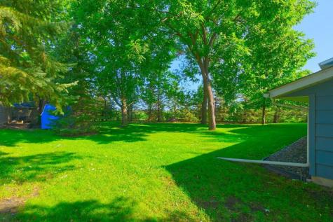 412 Westgate Drive Winsted MN 55395