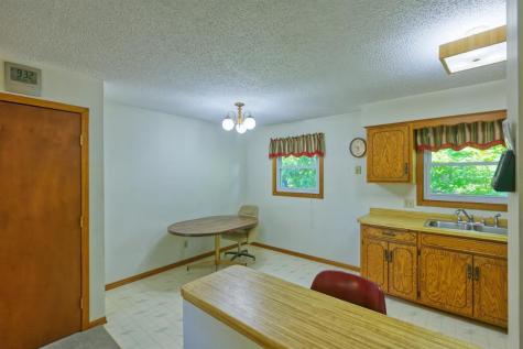 412 Westgate Drive Winsted MN 55395