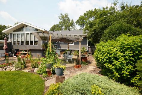 909 16th Street SW Willmar MN 56201