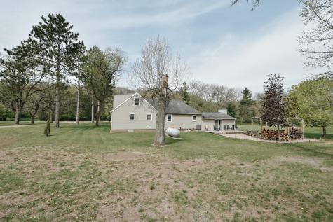 58196 County Road 21 Mazeppa MN 55956