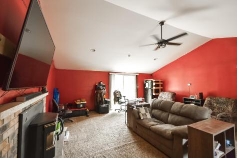 58196 County Road 21 Mazeppa MN 55956