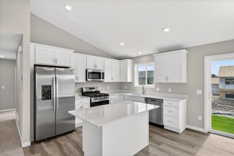 1006 Brandenburg Circle Waverly MN 55390