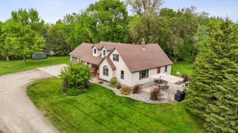 20482 28th Avenue N Hawley MN 56549