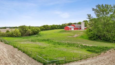 20482 28th Avenue N Hawley MN 56549