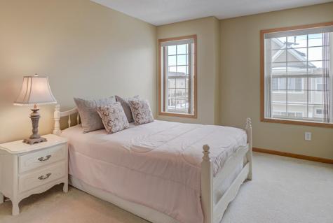 4333 Victor Path Hugo MN 55038