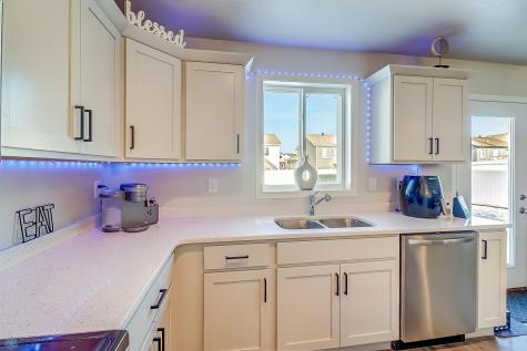 1258 Rachel Drive W West Fargo ND 58078