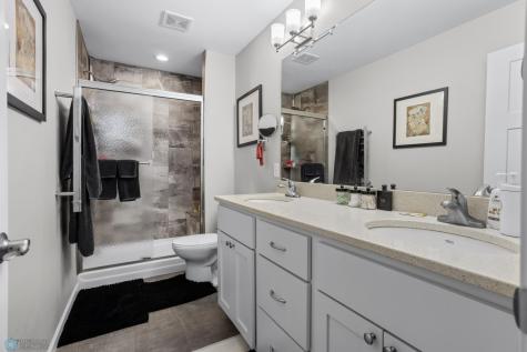 503 33rd Way E West Fargo ND 58078