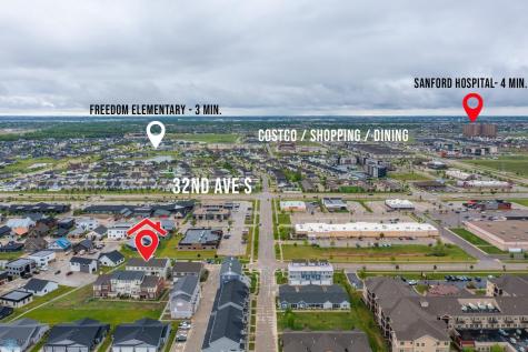 503 33rd Way E West Fargo ND 58078