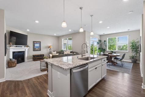 4795 Copper Circle Woodbury MN 55125