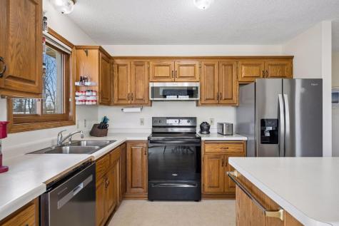 32185 Terry Road Avon MN 56310