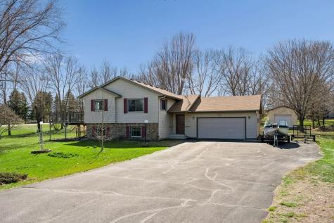 32185 Terry Road Avon MN 56310