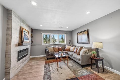 4275 Hanrehan Lake Boulevard Savage MN 55378