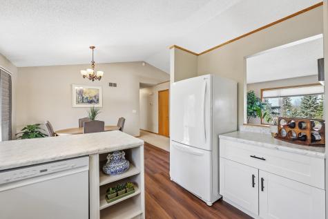 4275 Hanrehan Lake Boulevard Savage MN 55378