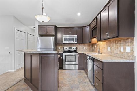 7520 Upper 167th Street W Lakeville MN 55044