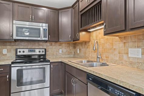 7520 Upper 167th Street W Lakeville MN 55044