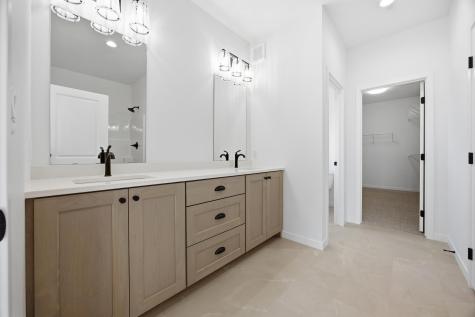 8438 61st Street S Horace ND 58047