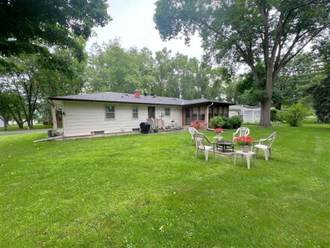 1804 7th Street SW Willmar MN 56201