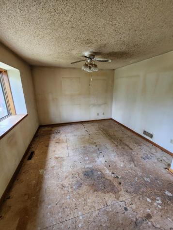 21391 Rum River Drive Oak Grove MN 55303