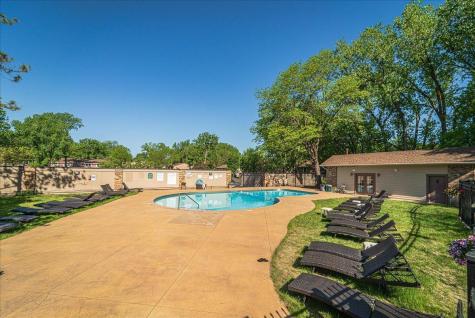 4524 Cedar Lake Road S Saint Louis Park MN 55416