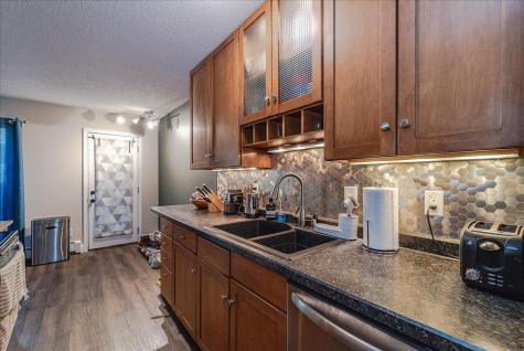4524 Cedar Lake Road S Saint Louis Park MN 55416