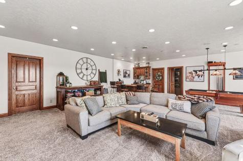 575 111th Street Pipestone MN 56164