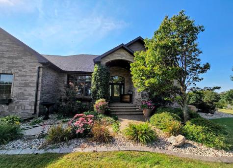 575 111th Street Pipestone MN 56164
