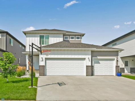 1537 66th Avenue S Fargo ND 58104