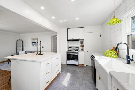 1081 Lawson Avenue E Saint Paul MN 55106