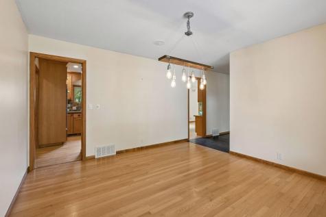 8817 Westmoreland Lane Saint Louis Park MN 55426