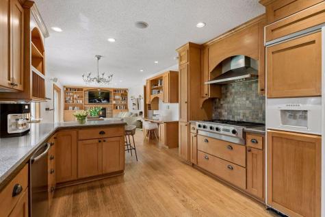 8817 Westmoreland Lane Saint Louis Park MN 55426
